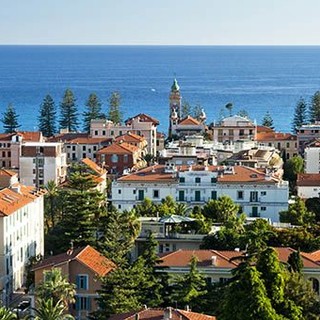 Bordighera: a breve la 25a edizione della "Befana Bordigotta", una bella occasione per fare affari!