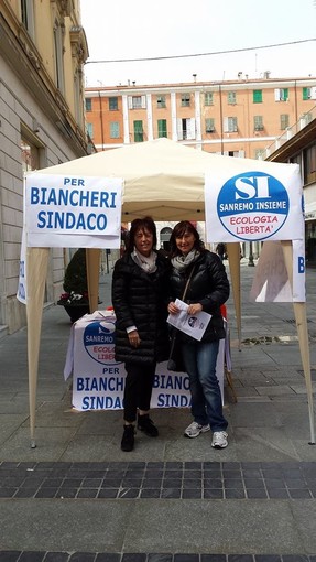 Questa mattina a Coldirodi il banchetto di Sanremo Insieme Ecologia Libertà