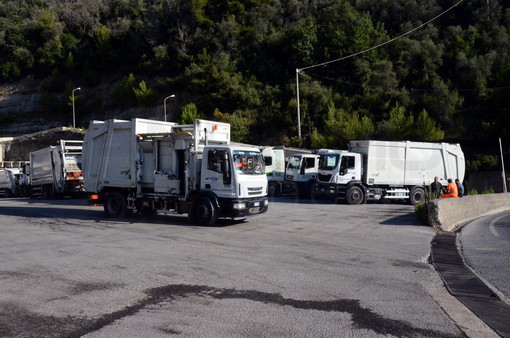 Caos alla discarica di Collette Ozotto, le precisazioni dei dipendenti della ditta Idroedil
