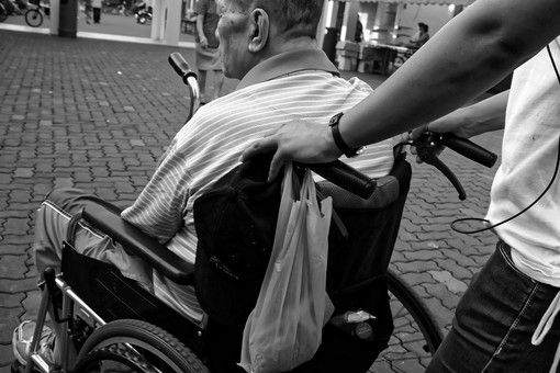 Sociale: 3 milioni di euro da Regione Liguria per bonus badanti e baby sitter Sociale: 3 milioni di euro da Regione Liguria per bonus badanti e baby sitter