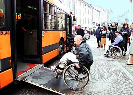 Imperia: da due giorni non può andare a lavorare, il servizio bus per i disabili è fuori servizio Imperia: da due giorni non può andare a lavorare, il servizio bus per i disabili è fuori servizio