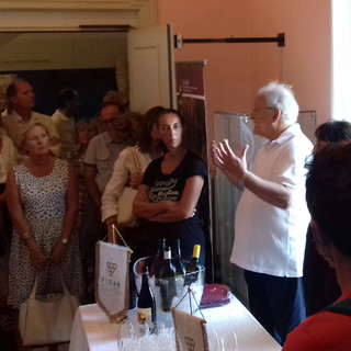 Diano Marina: grande successo di pubblico per ‘Brindando con Diana' organizzato dal Museo Civico del Lucus Bormani Diano Marina: grande successo di pubblico per ‘Brindando con Diana' organizzato dal Museo Civico del Lucus Bormani