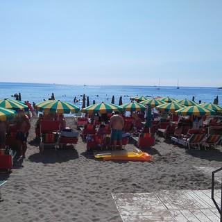 Diano Marina: revocato il divieto di balneazione. Esito favorevole dalle analisi dell'Arpal