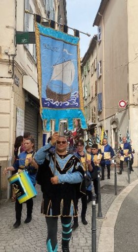 A Ventimiglia conferenze, visite, sbandieratori e teatro per il Giorno delle Mura