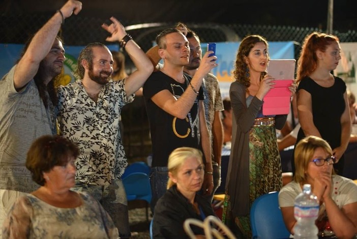 Ottimo successo venerdì al Bahama Star alla serata mega karaoke