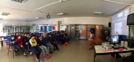 Una delle riunioni per la differenziata a Riva Ligure