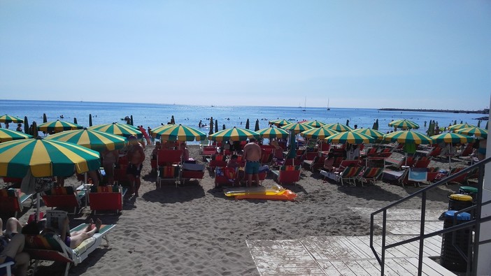 Diano Marina: revocato il divieto di balneazione. Esito favorevole dalle analisi dell'Arpal