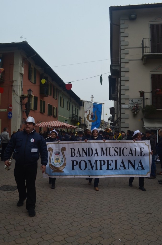 La Banda Musica di Pompeiana in trasferta a Cavour (Torino) per l'evento Tuttomele