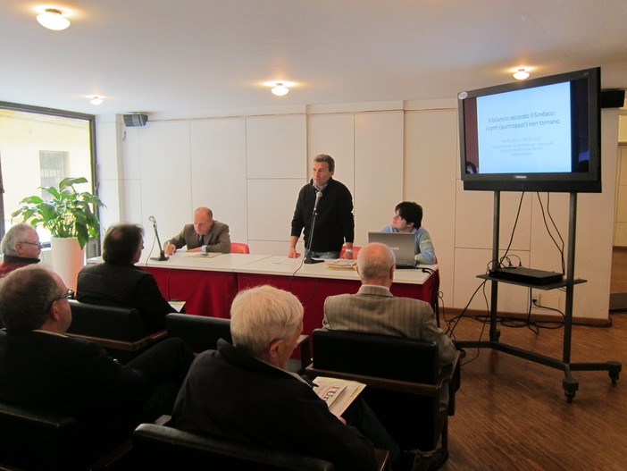 L'incontro del Pd all'Ariston L'incontro del Pd all'Ariston