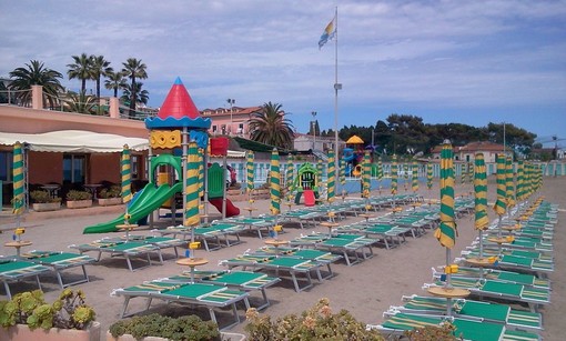 Aria nuova ai Bagni Gabriella di Sanremo: da domani lo stabilimento vi aspetta con grandi novità Aria nuova ai Bagni Gabriella di Sanremo: da domani lo stabilimento vi aspetta con grandi novità