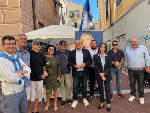Elezioni Politiche: banchetti elettorali di Fratelli d’Italia ieri in tutta la provincia (foto)