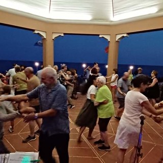 Bordighera: questa sera, serata di balli Occitani Folk Tradizionali con Balbosco D'Oc ed i ‘Du Tut’