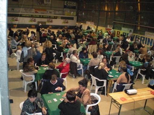 Sanremo: grande successo al torneo benefico di Burraco in favore dell'Associazione Angsa Onlus di Imperia Sanremo: grande successo al torneo benefico di Burraco in favore dell'Associazione Angsa Onlus di Imperia