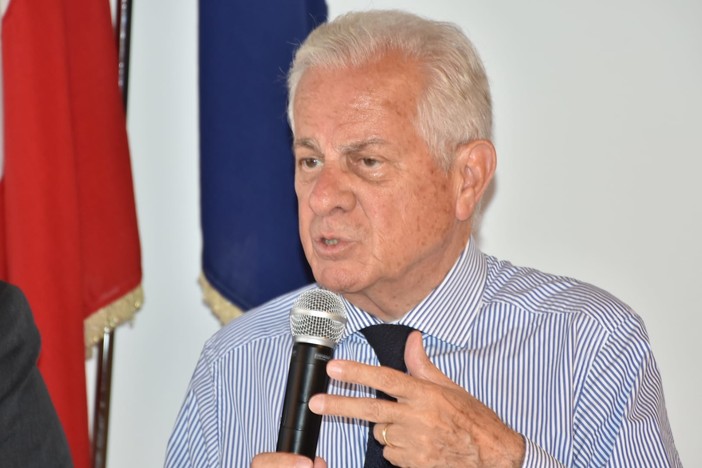 Ponte sull’Argentina, Scajola risponde a Conio: “Inquietudine? Qui serve solo buonsenso. Studiamo prima di buttarlo giù” (Video)