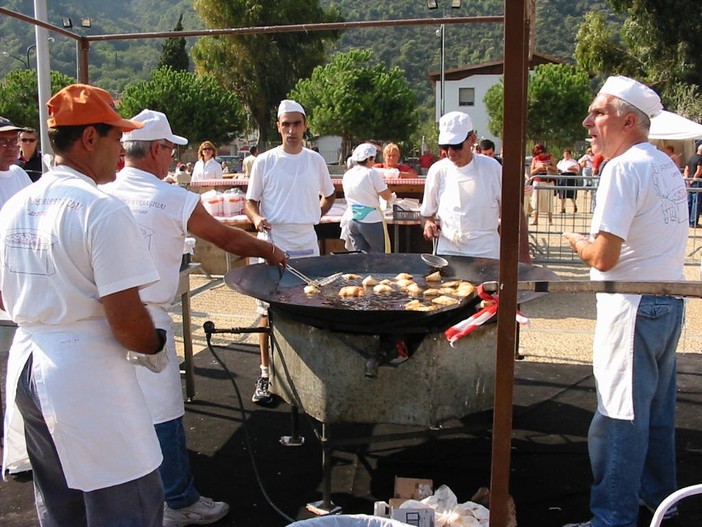Camporosso: domenica torna l'appuntamento con i tradizionali 'Barbagiuai' Camporosso: domenica torna l'appuntamento con i tradizionali 'Barbagiuai'