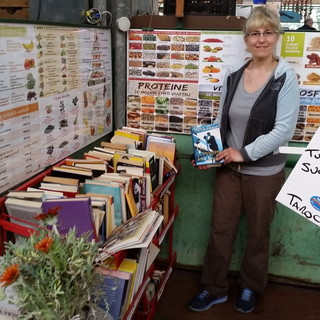 Sanremo: il bookcrossing al Mercato Annonario di piazza Eroi? Da oggi è una realtà Sanremo: il bookcrossing al Mercato Annonario di piazza Eroi? Da oggi è una realtà