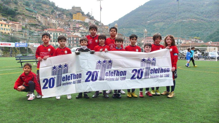 Badalucco: domanica prossima, grande giornata dedicata al calcio per Telethon Badalucco: domanica prossima, grande giornata dedicata al calcio per Telethon