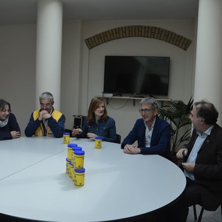 Ventimiglia: presentato il progetto del Lions Club ‘Barattolo dell’emergenza’ in collaborazione con Servizi Sociali ed Asl Ventimiglia: presentato il progetto del Lions Club ‘Barattolo dell’emergenza’ in collaborazione con Servizi Sociali ed Asl