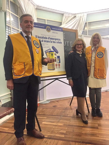 Sanremo: all'Unitrè, illustrato il service nazionale Lions 'Il Barattolo' in aiuto agli anziani soli Sanremo: all'Unitrè, illustrato il service nazionale Lions 'Il Barattolo' in aiuto agli anziani soli