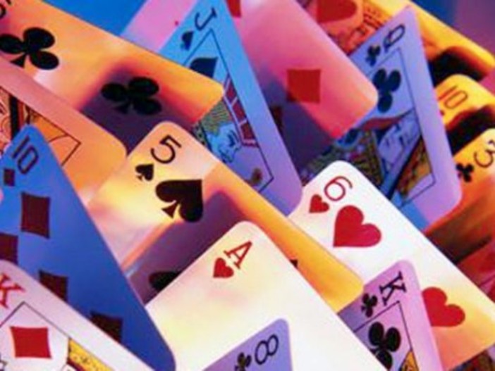 Giocare a burraco, Vallecrosia ospita un torneo solidale pro LCIF (Foto) Giocare a burraco, Vallecrosia ospita un torneo solidale pro LCIF (Foto)