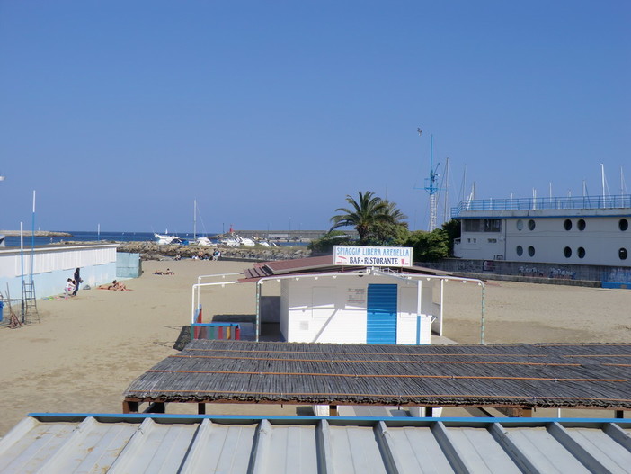 Sanremo: assegnata la spiaggia "Arenella", riparte l'estate in corso Trento e Trieste Sanremo: assegnata la spiaggia "Arenella", riparte l'estate in corso Trento e Trieste