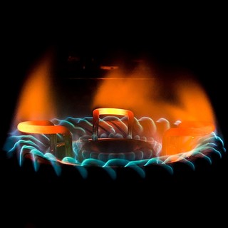 Stangata bollette: secondo l'Osservatorio Ubroker previsti aumenti fino al +60% per l'inverno Stangata bollette: secondo l'Osservatorio Ubroker previsti aumenti fino al +60% per l'inverno