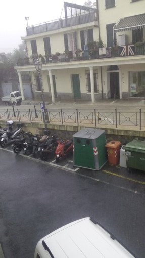 Bordighera: le immagini della strada allagata a Borghetto San Nicolò