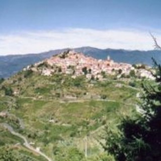 Un viaggio nelle top hits '80 dance music, al via 'Bajardo Flashback' (Foto)