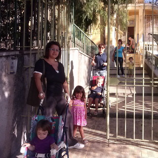 Sanremo: i bimbi del nido d’infanzia Villa Peppina questa mattina in gita al mercato annonario Sanremo: i bimbi del nido d’infanzia Villa Peppina questa mattina in gita al mercato annonario