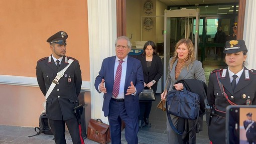 Bimba morta a Bordighera, la madre davanti al giudice: “Mi farò anche 40 anni, ma la verità dovrà emergere per forza”