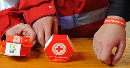 Bordighera: la Croce Rossa promuove un braccialetto elettronico con informazioni personali utili in caso di soccorso
