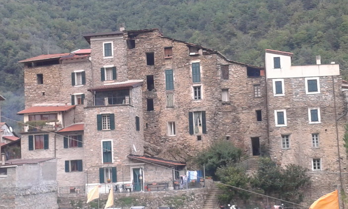 Degrado a Buggio, Alberto Pastor al sindaco di Pigna: "Ho inviato tante Pec al Comune ma non ho mai ricevuto risposta"