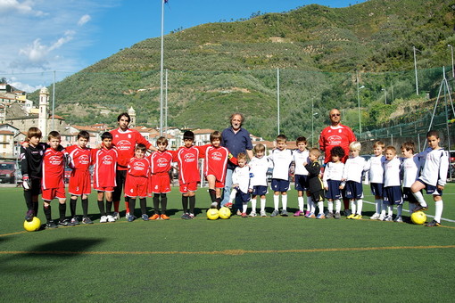Calcio: venerdì trasferta ad Aosta per i 'Piccoli amici' di Badalucco per partecipare al prestigioso Trofeo Topolino Calcio: venerdì trasferta ad Aosta per i 'Piccoli amici' di Badalucco per partecipare al prestigioso Trofeo Topolino