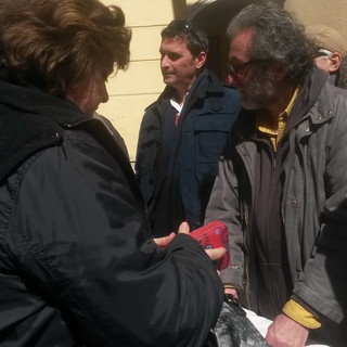 Imperia: raccolte duecento firme per la pedonalizzazione di via Cascione, anche in via San Giovanni. Capacci: "La città è a favore del progetto"