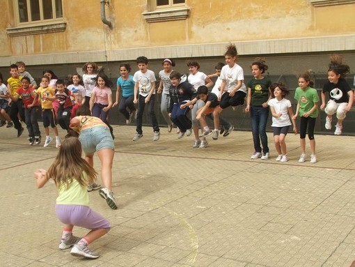 Scuola: gli “English tutors” giocano con noi!