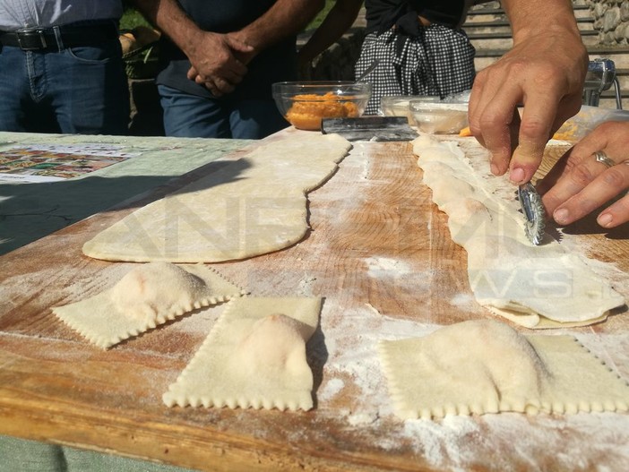 E' di nuovo tempo di zucca, momento ideale per preparare i barbagiuai dell’entroterra di Ventimiglia