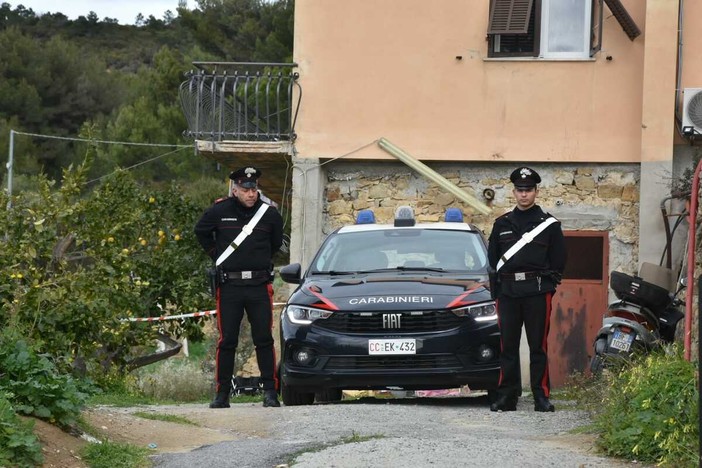 Bimba morta a Bordighera, nuovo colloquio con i legali. La madre ribadisce: “Non ho mai toccato mia figlia” Bimba morta a Bordighera, nuovo colloquio con i legali. La madre ribadisce: “Non ho mai toccato mia figlia”