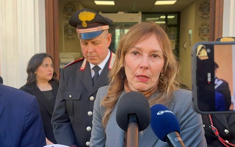 Bimba morta a Bordighera, attesa per la proroga degli accertamenti: “Le lesioni riscontrate erano di epoche diverse”