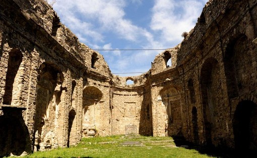 "Risonanze creative", arteterapia e musicoterapia nel sito archeologico druidico di Bajardo (Foto)