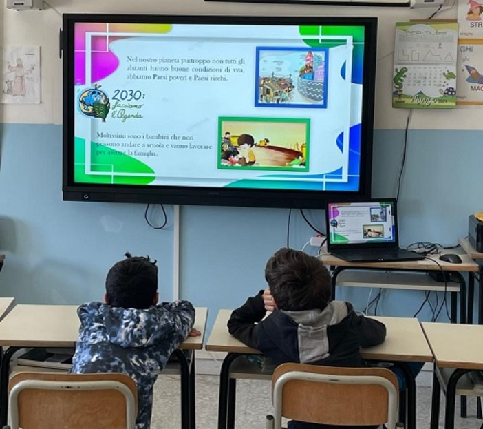 Santo Stefano al Mare, anche quest’anno la scuola primaria partecipa alla bandiera verde (foto)