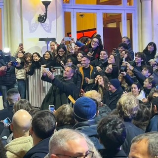 Sanremo 2027, ora è ufficiale: cambia la corsa dei Giovani, finale a sei il 18 dicembre al Casinò e il vincitore tra i Big Sanremo 2027, ora è ufficiale: cambia la corsa dei Giovani, finale a sei il 18 dicembre al Casinò e il vincitore tra i Big