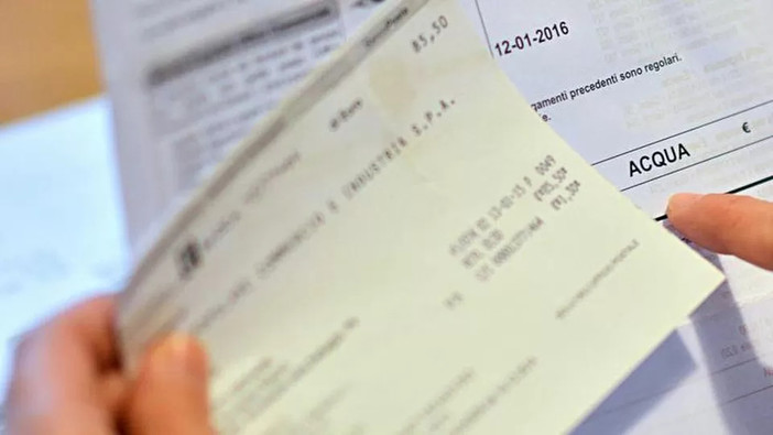 Bollette: nella nostra provincia si è risparmiato rispetto al 2022 ma per l'energia elettrica è la più cara in Liguria
