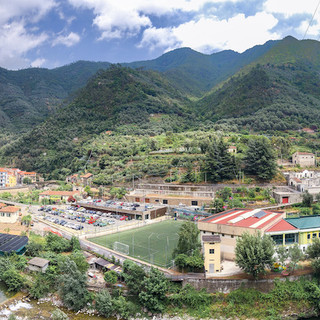 Badalucco: quando l’uomo inventò la bellezza, conferenza del maestro del design italiano Francesco Schianchi Badalucco: quando l’uomo inventò la bellezza, conferenza del maestro del design italiano Francesco Schianchi