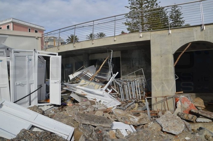 Bordighera: costruzione della Rotonda di Capo Ampelio, Trucchi "Preoccupato per le affermazioni dell'Amministrazione"