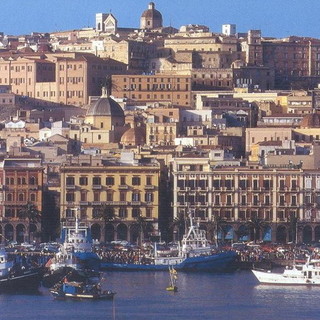 Pepi Morgia e Claudio Porchia ricordano Fabrizio De Andrè al Festival di Letteratura di Cagliari Pepi Morgia e Claudio Porchia ricordano Fabrizio De Andrè al Festival di Letteratura di Cagliari