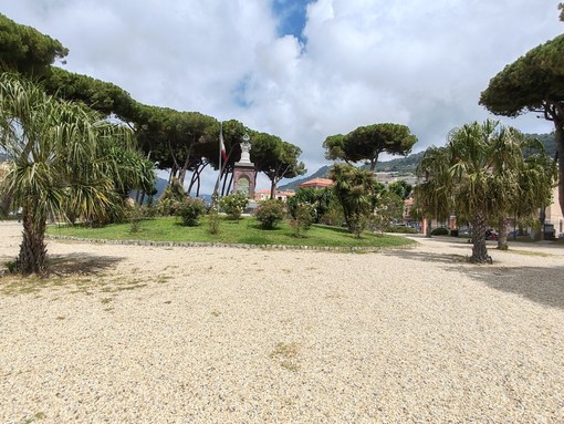Intrattenimento e leccornie, "Happy Halloween" ai giardini pubblici di Ventimiglia (Foto) Intrattenimento e leccornie, "Happy Halloween" ai giardini pubblici di Ventimiglia (Foto)