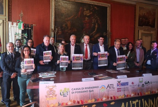 Qualche momento della presentazione della 25ª rassegna di "Coloratissimo autunno" a Fossano