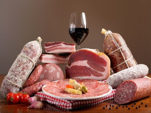 Carni e salumi, Coldiretti: "L'Ue vuole cancellarne la promozione, SOS Italia al vertice" Carni e salumi, Coldiretti: "L'Ue vuole cancellarne la promozione, SOS Italia al vertice"