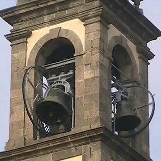 Perinaldo: campane mute per alcuni giorni, la protesta del parroco nei confronti dell’Amministrazione