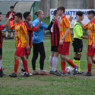 Le Juniores di Atletico Argentina e Celle Ligure in campo (foto tratta dal sito ufficiale dell'ASD Atletico Argentina)